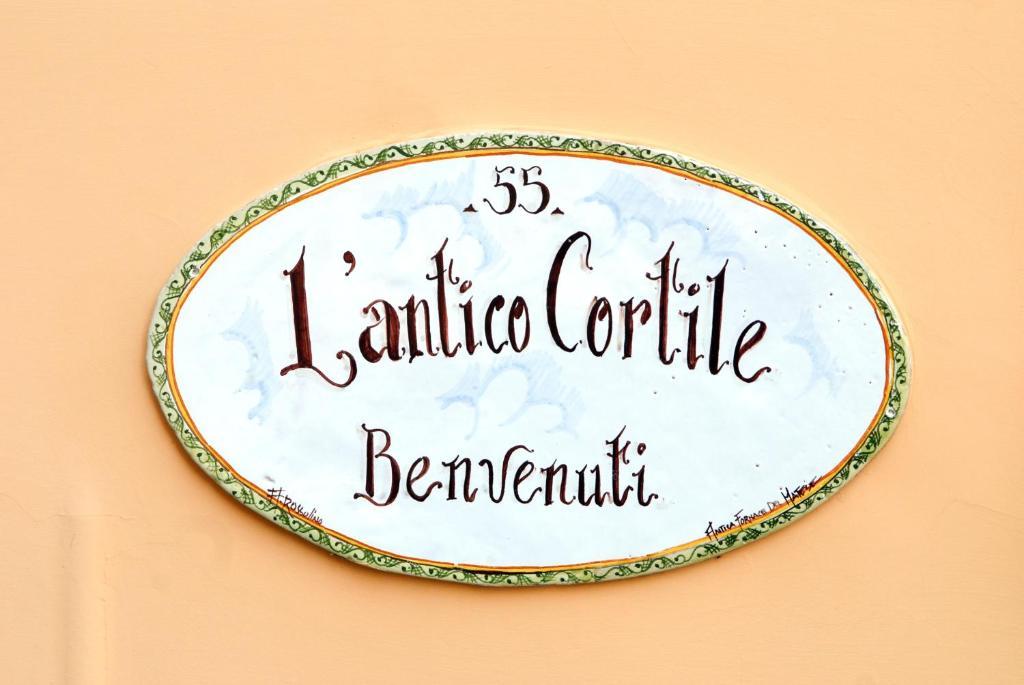 L' Antico Cortile Hotel Caserta Eksteriør billede