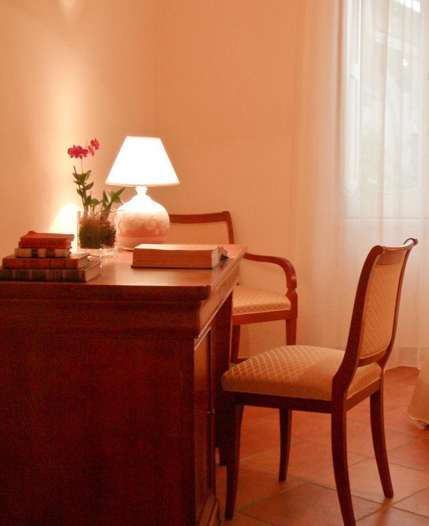 L' Antico Cortile Hotel Caserta Eksteriør billede